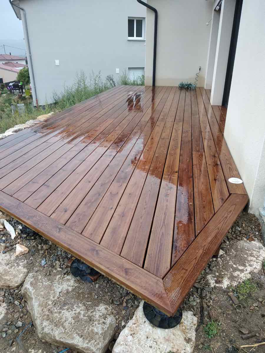 terrasse bois lyon création jardin Chaponost